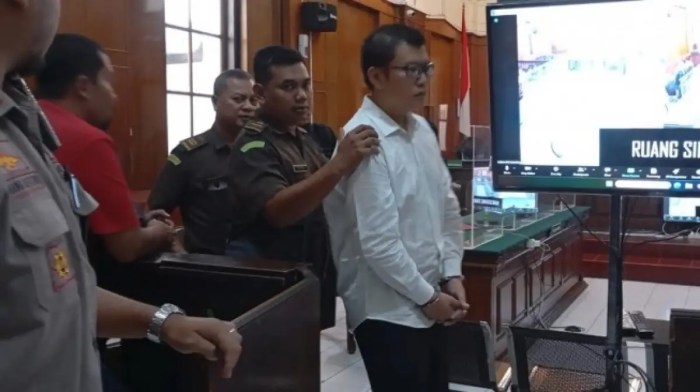 CHUTOGEL - Kronologi Penangkapan Ronald Tannur: Fakta dan Spekulasi